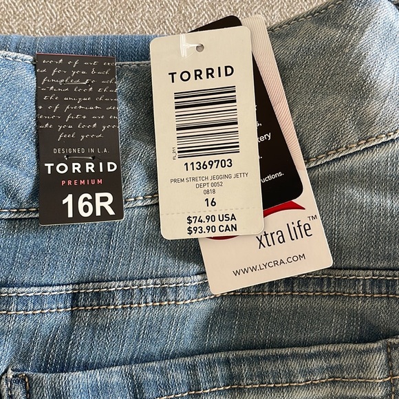 NWT Torrid Jeans - Size 16R - Picture 4 of 11